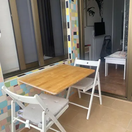 Estudio Luminoso, Primera Linea De Playa De Canteras Lägenhet *